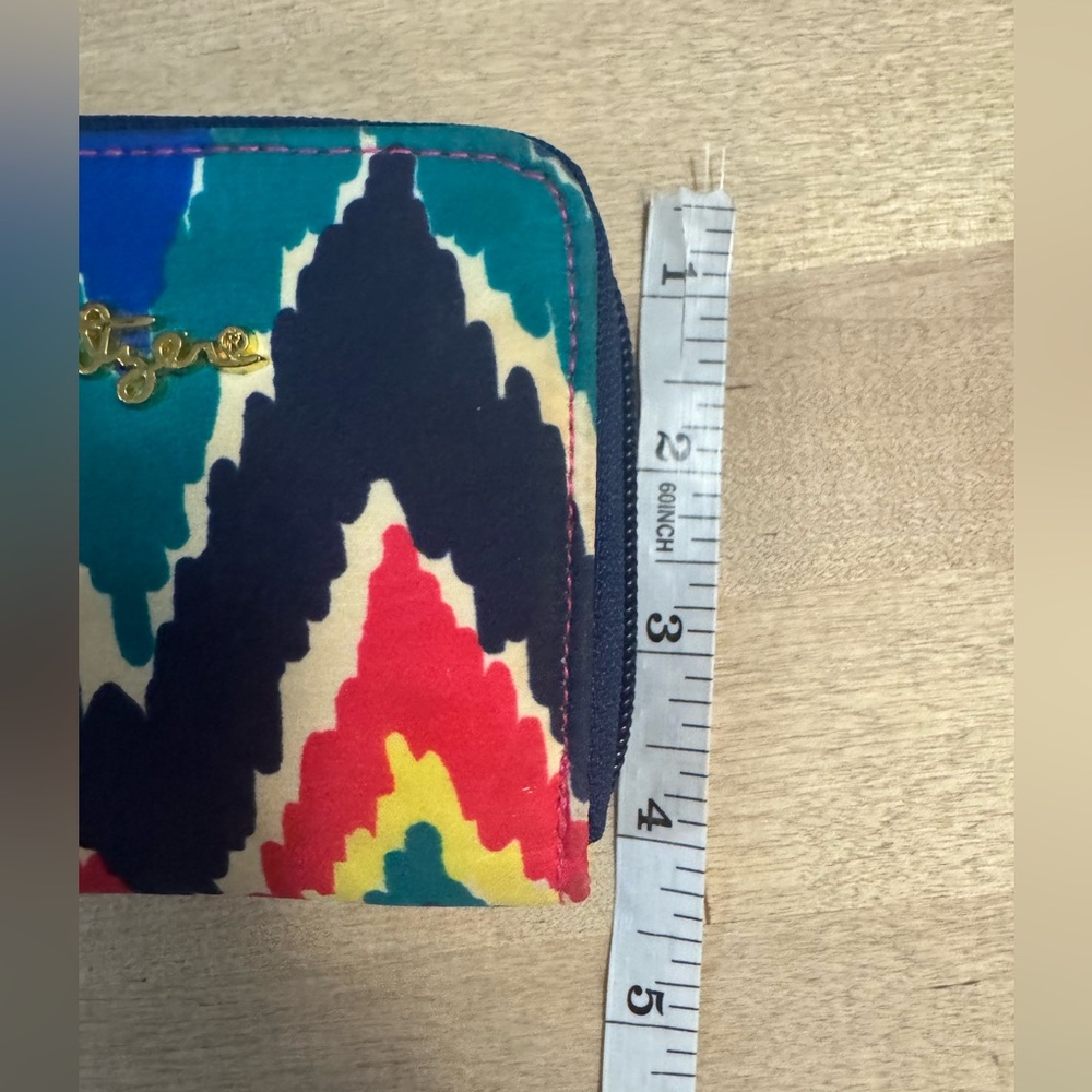 Lilly Pulitzer Chevron colorful wallet - Picture 12 of 12